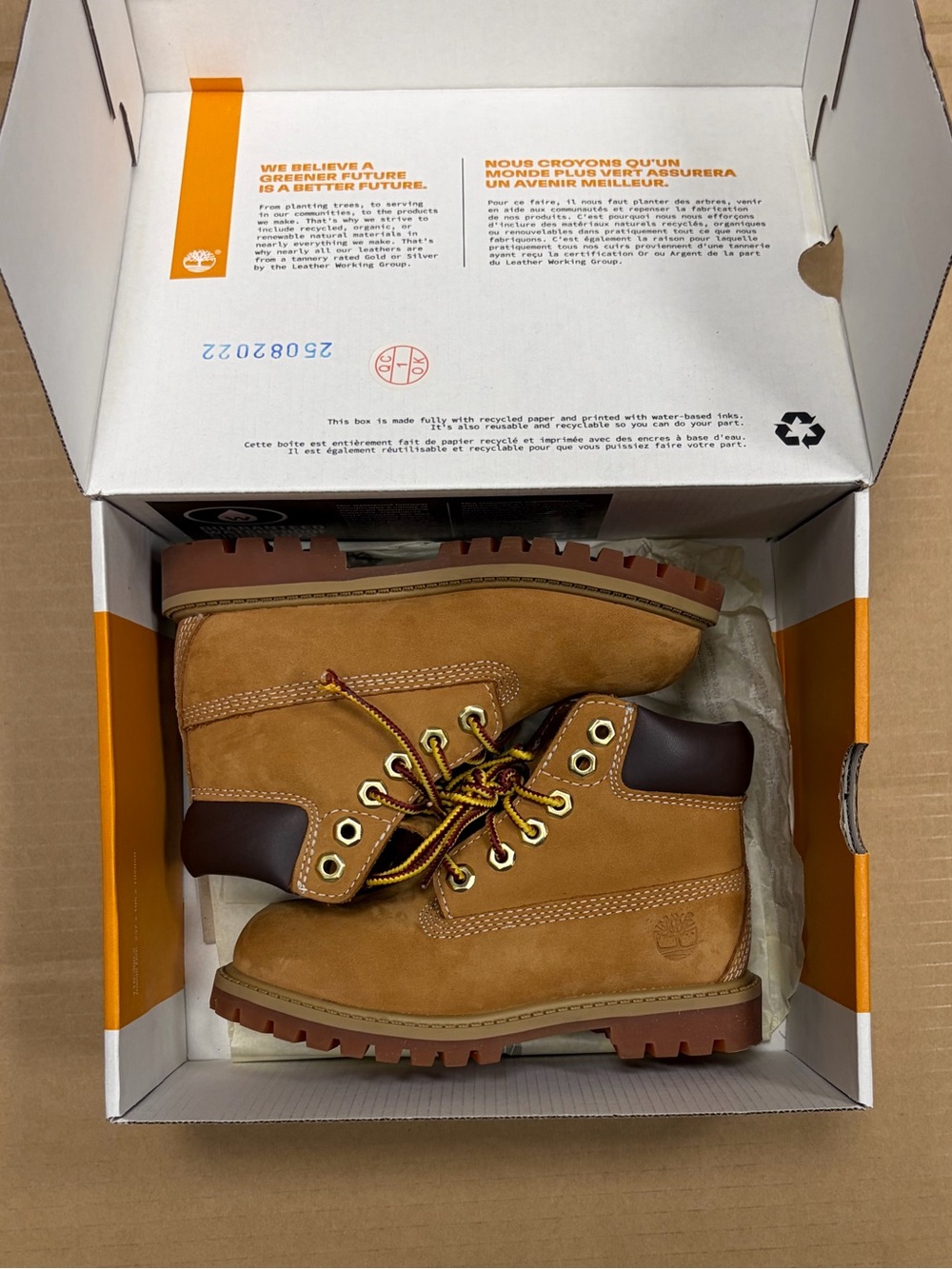 Timberland Premium 6 IN  Waterproof Boots Kids  SZ 10